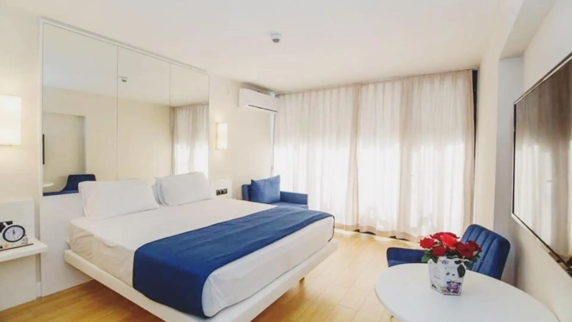 Orbi City - Sweet Apartment'S Μπατούμι